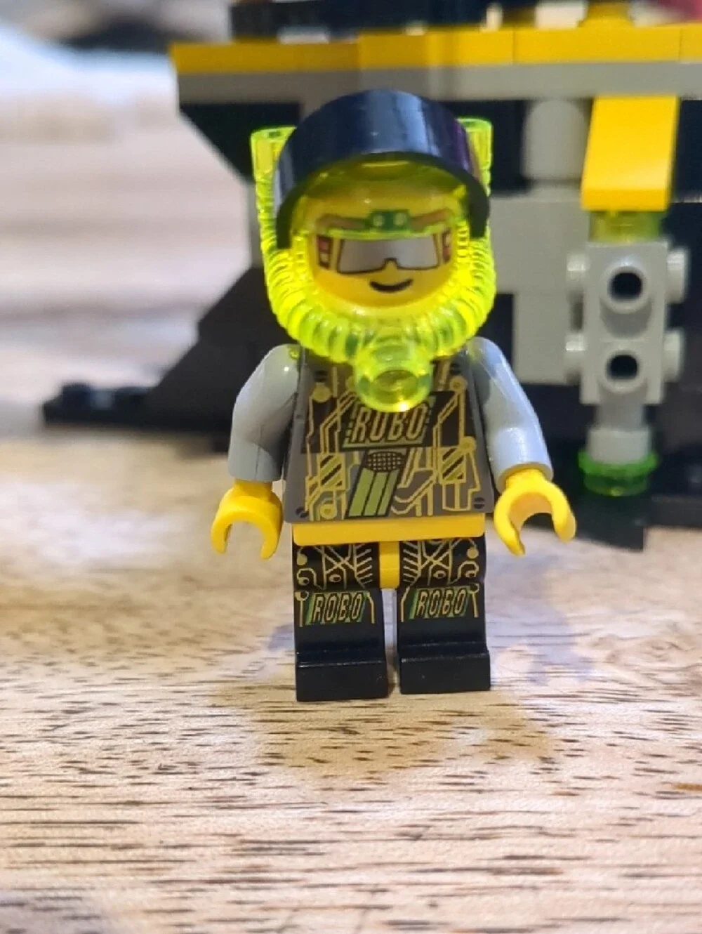 Lego 2152-1 Robo Raptor - All pieces included